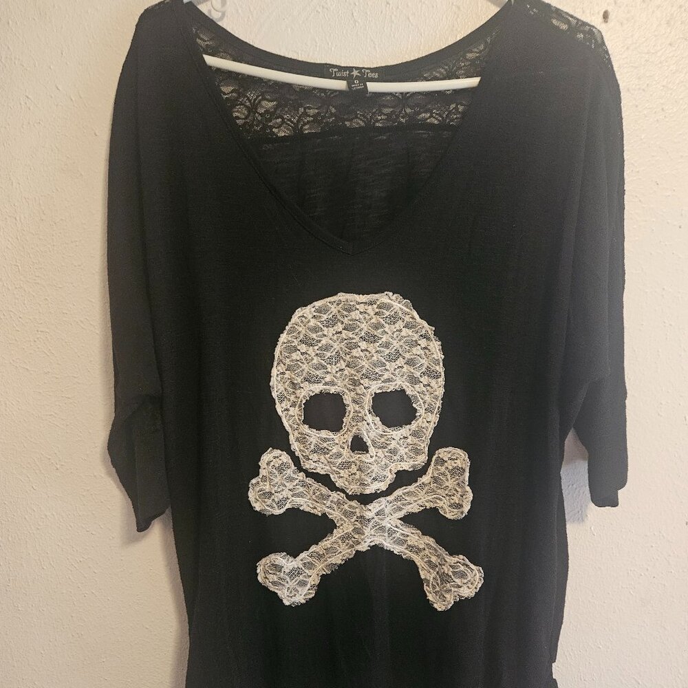 Torrid Twist Tees 3/4 Sleeve Lace Skull Sheer Top Black Plus Size 0X